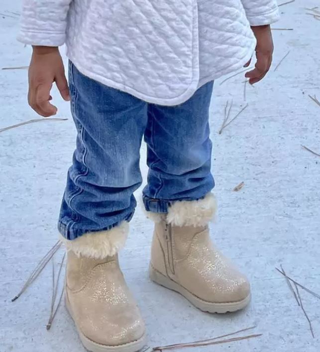Toddler Girls' Emani Zipper Slip-On Shearling Style Winter Boots - Cat & Jack™